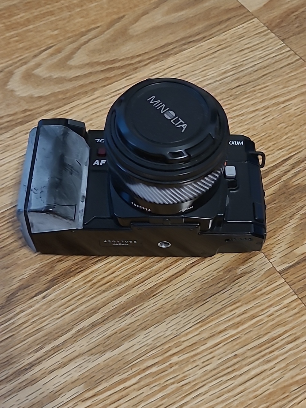 Minolta Maxxum 7000 Bundle - Picture 6 of 9